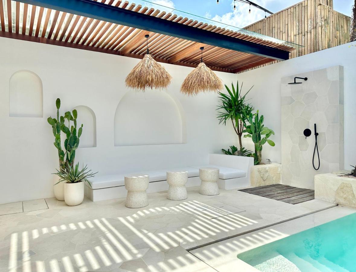 Two- Bedroom Luxury Villa Uluwatu (Bali)