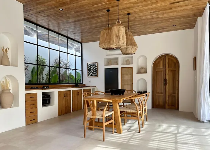 Two- Bedroom Luxury Villas