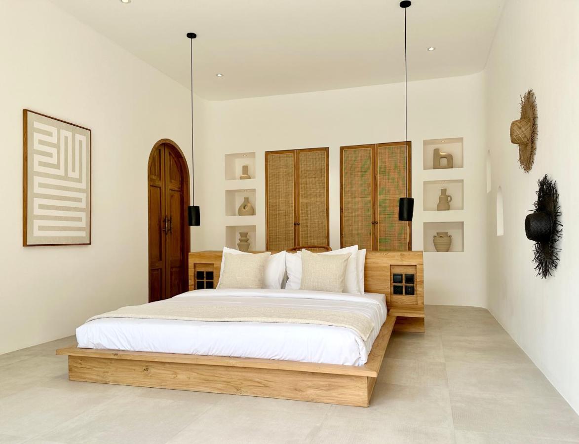 Two- Bedroom Luxury Villa *
