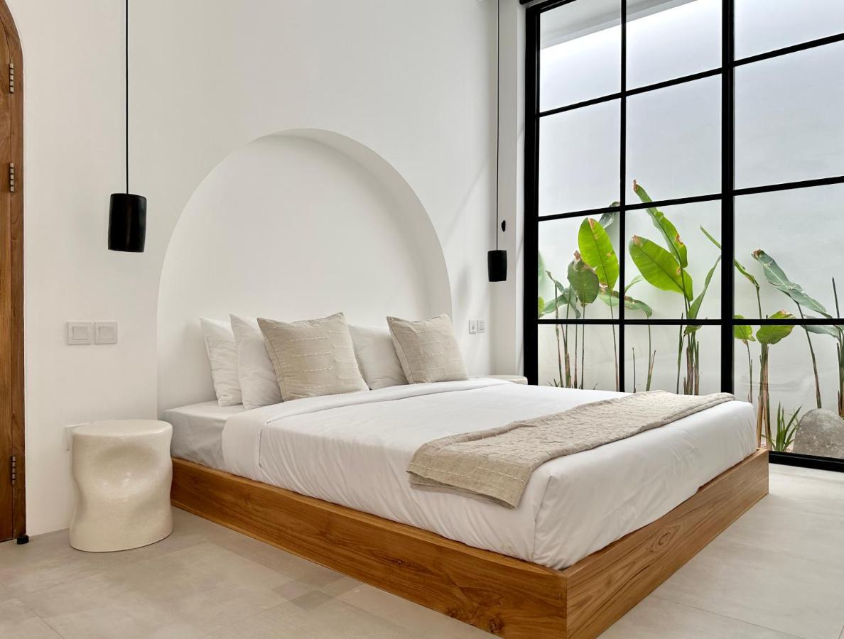 Two- Bedroom Luxury Uluwatu (Bali)